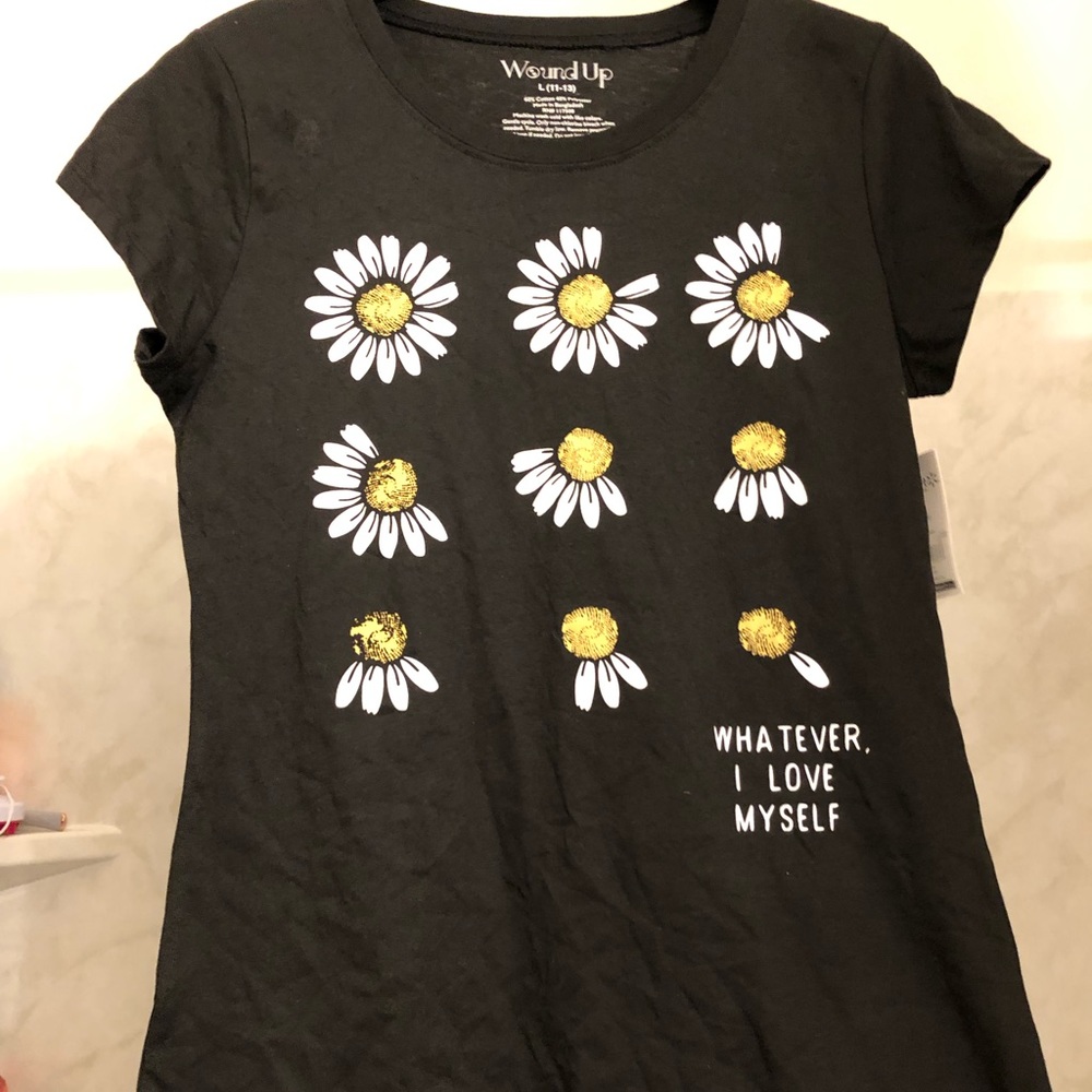 Daisy ‘whatever i love myself’ shirt